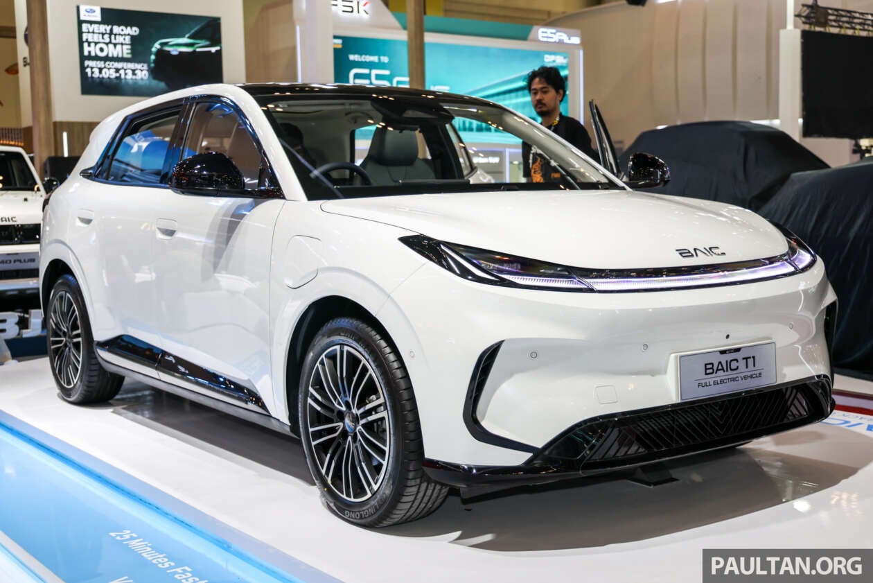 BAIC still coming to Malaysia – Arcfox T1 EV to launch year-end, BAIC BJ30 Hybrid in 1Q27, both CKD from start