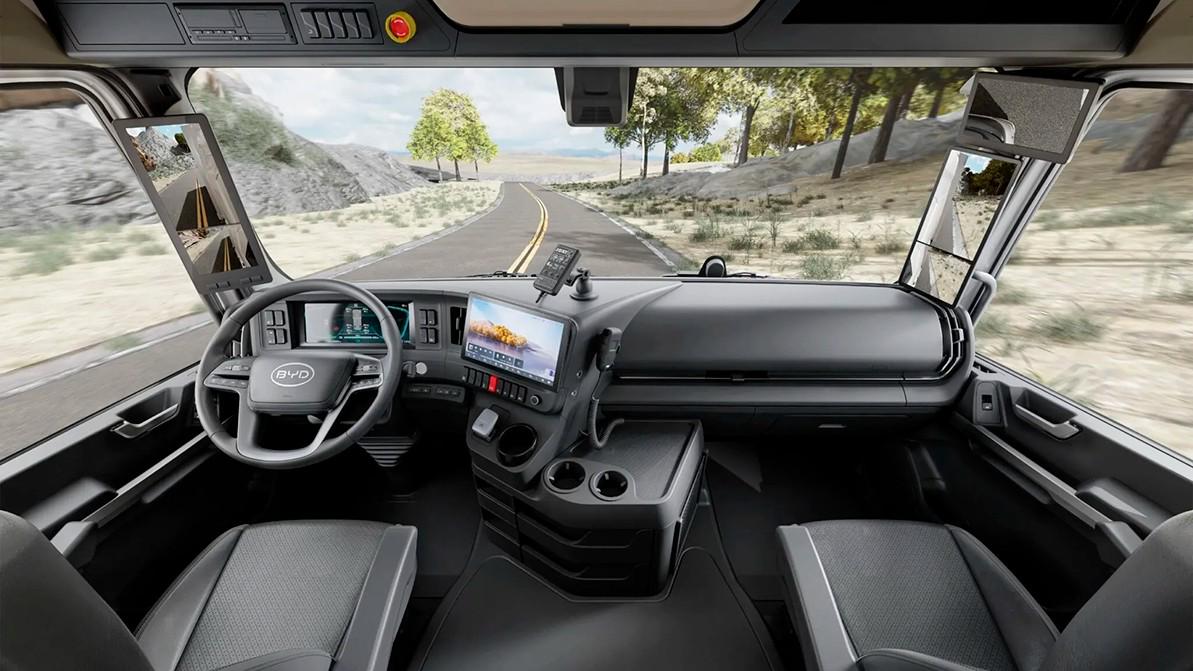 Седельный тягач BYD ETT 44 появился в Европе