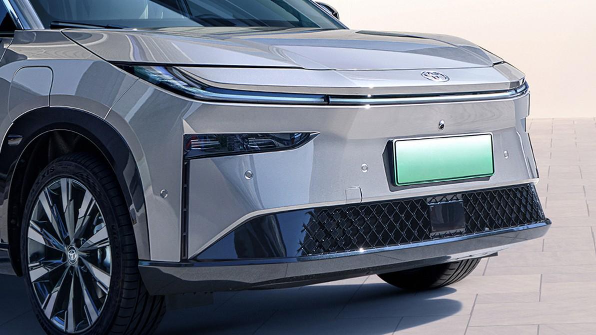 Toyota готовит последовательный гибрид. Его предложат в КНР