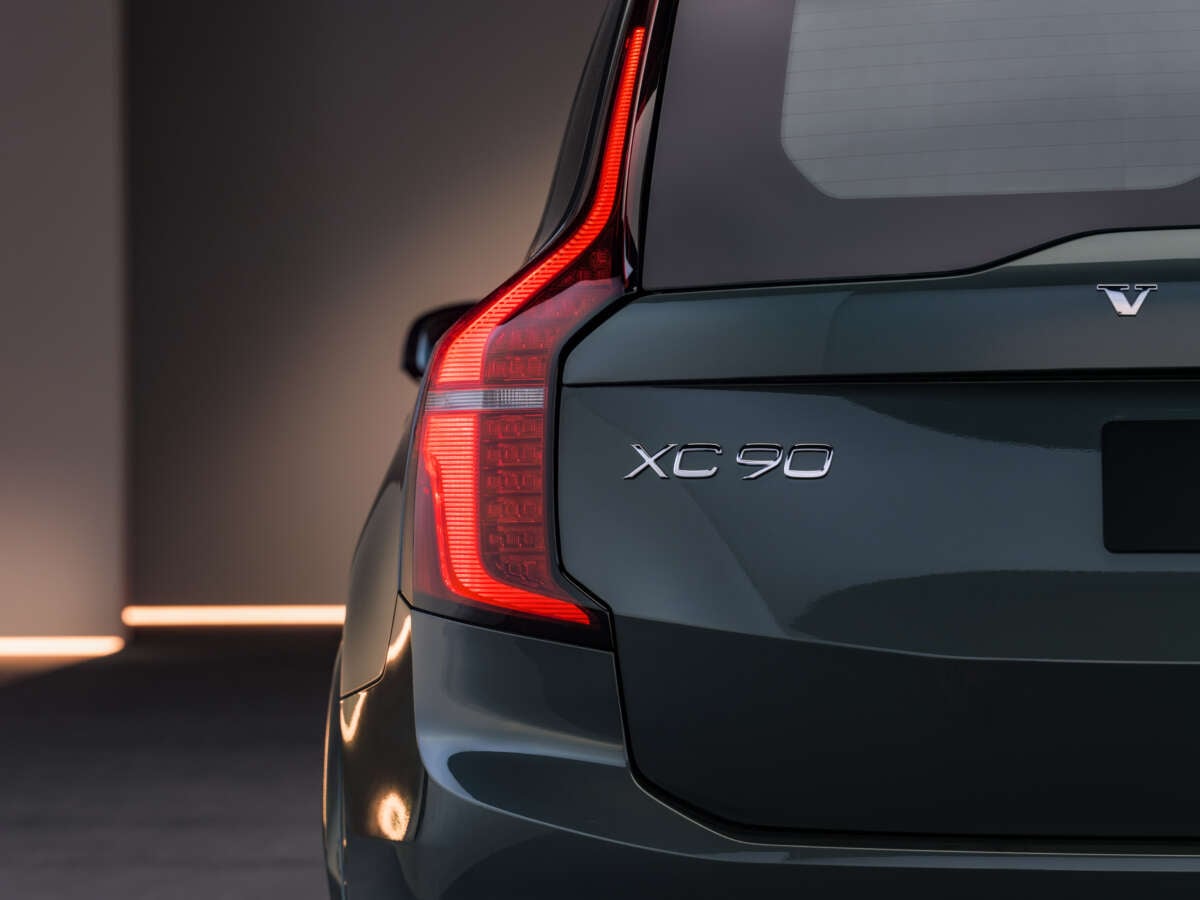 2027-Volvo-XC90-7